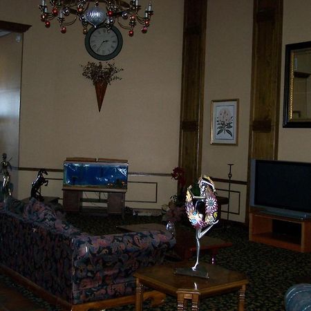 Seasons Inn And Suites Fort Smith Zewnętrze zdjęcie