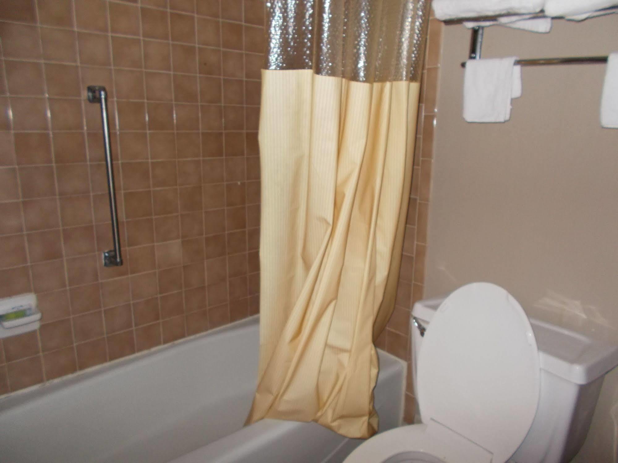 Seasons Inn And Suites Fort Smith Zewnętrze zdjęcie