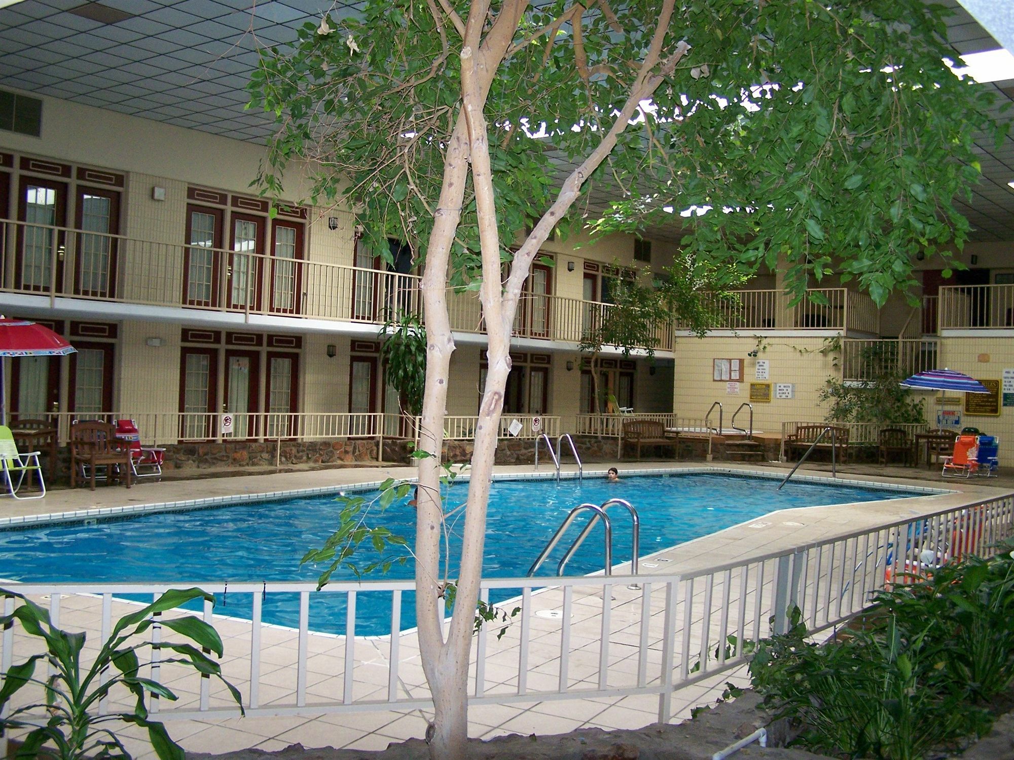 Seasons Inn And Suites Fort Smith Zewnętrze zdjęcie